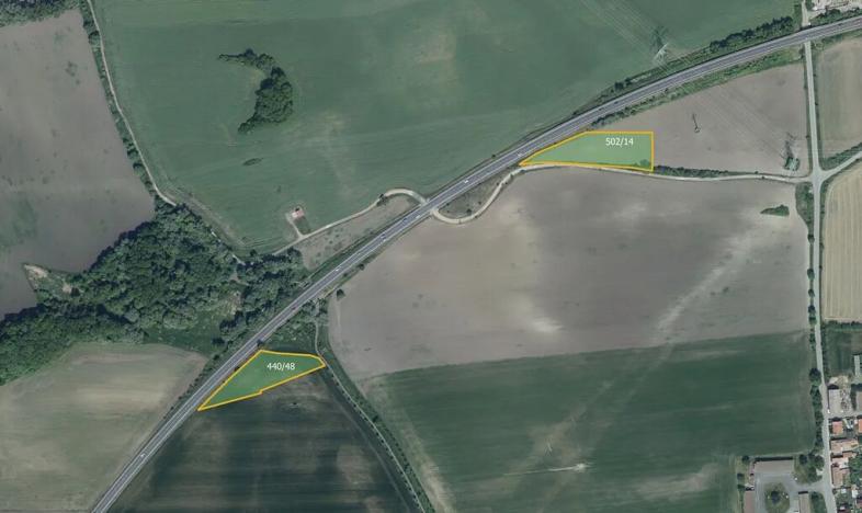 Prodej pole, Uhy, 55932 m2