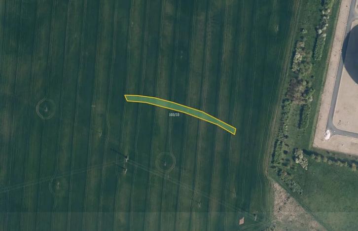 Prodej pole, Uhy, 55932 m2