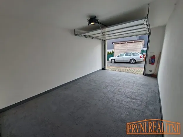 Prodej garáže, Uherský Brod, Františka Kožíka, 21 m2