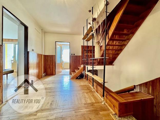 Prodej rodinného domu, Rovensko pod Troskami, Riegrova, 220 m2