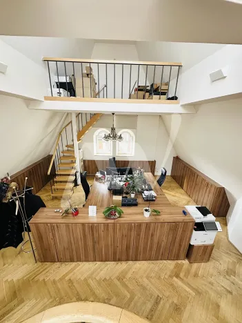 Pronájem kanceláře, Praha - Josefov, Pařížská, 222 m2