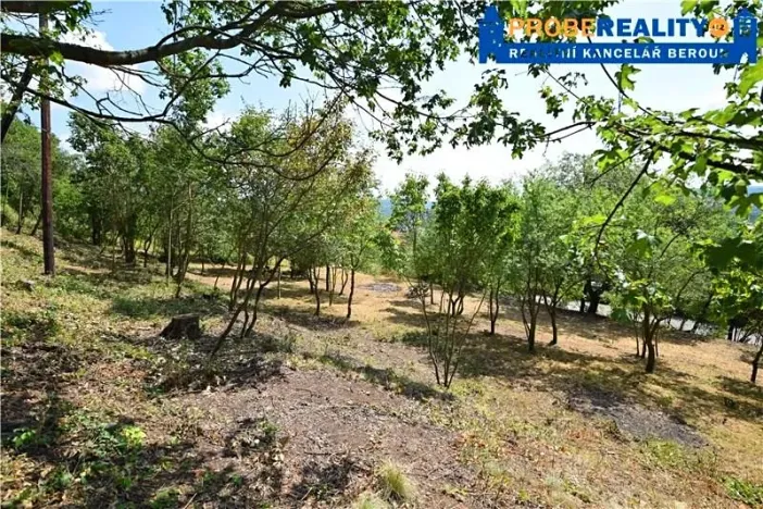 Prodej pozemku pro bydlení, Beroun, samota Pod Studánkou, 1200 m2