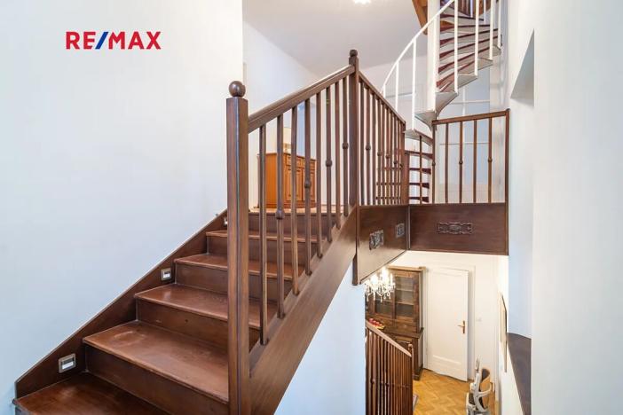 Prodej vily, Slaný, Máchova, 352 m2