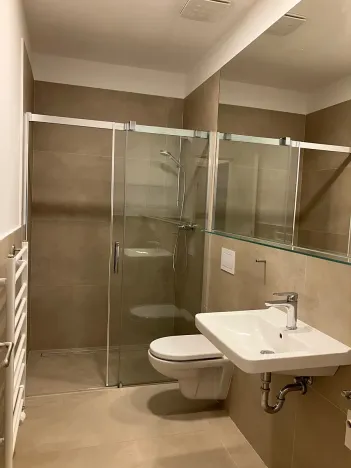 Pronájem bytu 1+kk, Praha - Libeň, Lindnerova, 37 m2