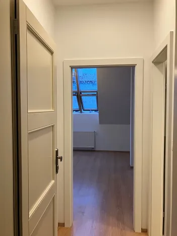 Pronájem bytu 1+kk, Praha - Libeň, Lindnerova, 37 m2