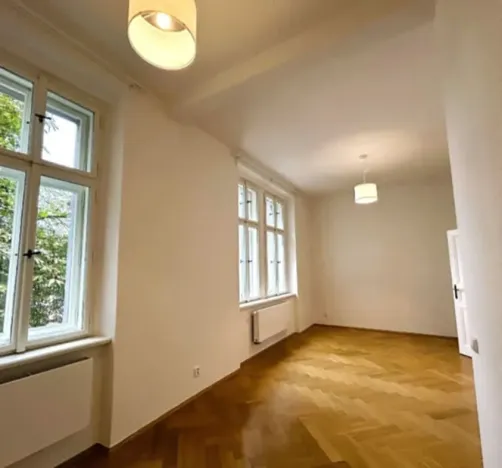 Pronájem bytu 3+1, Praha, 145 m2