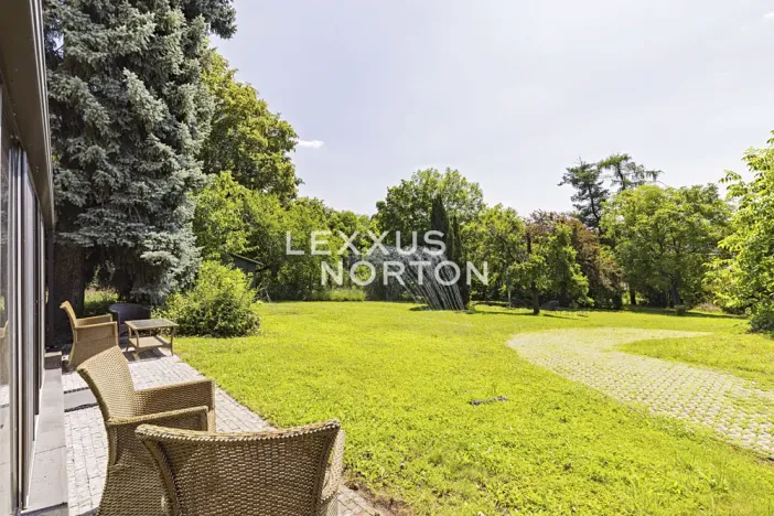 Pronájem bytu 3+1, Praha - Dejvice, Komornická, 121 m2