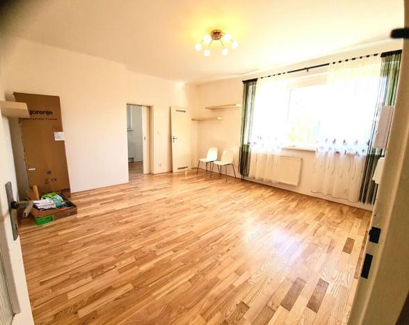 Pronájem bytu 2+kk, Praha - Břevnov, Patočkova, 45 m2