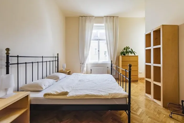 Pronájem bytu 3+1, Praha - Vinohrady, Polská, 105 m2