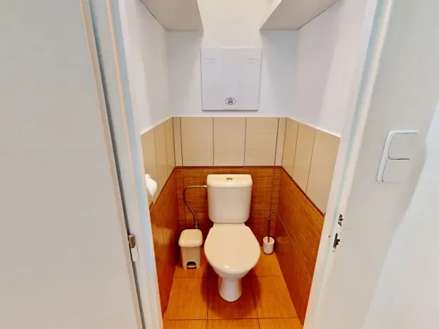 Pronájem bytu 2+kk, Praha - Kobylisy, Šiškova, 45 m2