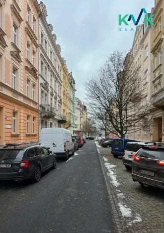Pronájem kanceláře, Karlovy Vary, K. Čapka, 60 m2
