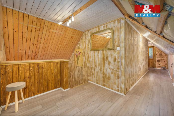 Prodej rodinného domu, Kladruby nad Labem - Kolesa, 200 m2