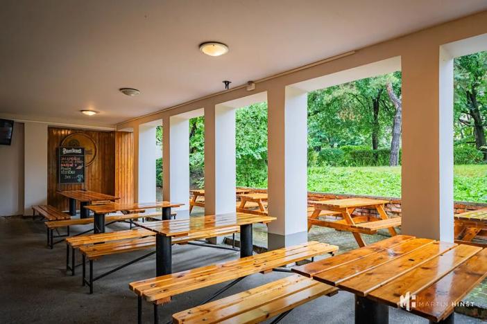 Prodej restaurace, Praha - Strašnice, Gutova, 301 m2