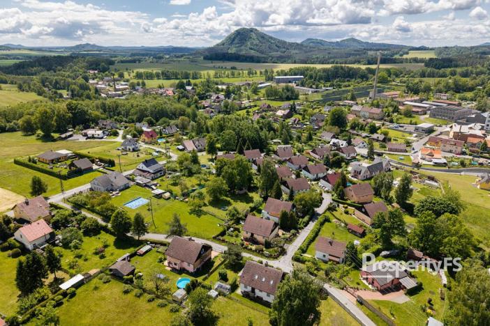 Prodej pozemku, Cvikov, 1280 m2