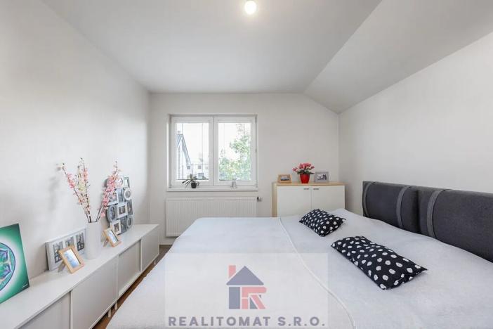 Prodej rodinného domu, Horoušany, Na Svahu, 133 m2