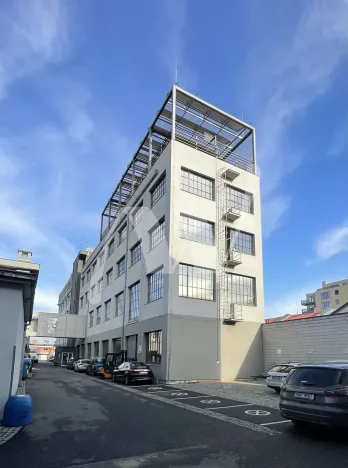 Pronájem kanceláře, Praha - Vysočany, Podkovářská, 456 m2