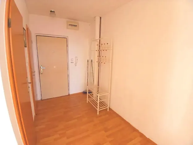 Pronájem bytu 2+kk, Komárov, Okružní, 48 m2