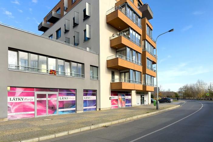 Prodej obchodního prostoru, Praha - Holešovice, Jateční, 244 m2