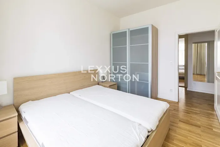 Pronájem bytu 3+kk, Praha - Holešovice, Kamenická, 73 m2