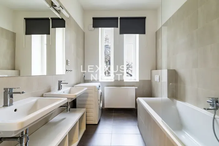 Pronájem bytu 3+kk, Praha - Holešovice, Kamenická, 73 m2