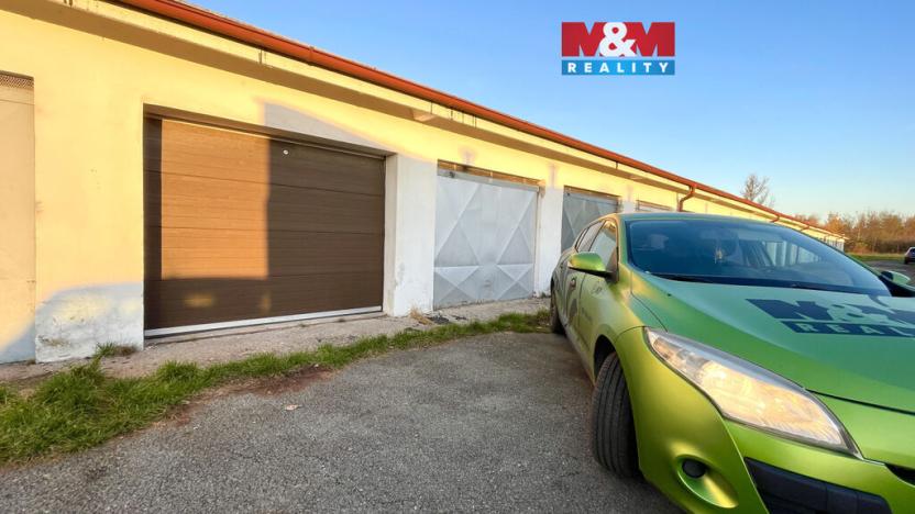 Prodej garáže, Hradec Králové - Pouchov, 20 m2