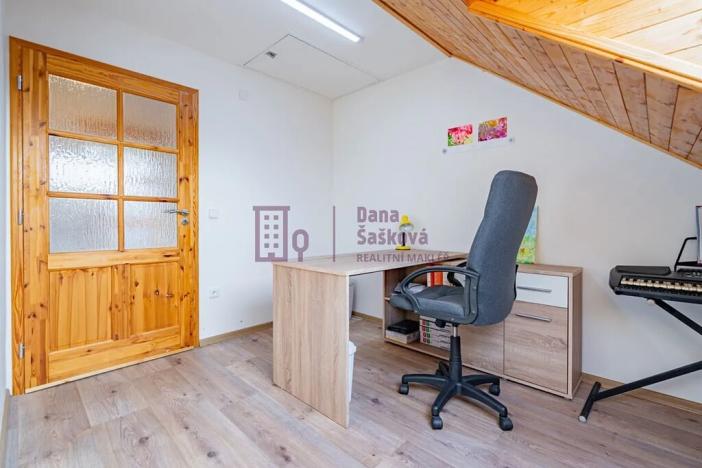 Prodej rodinného domu, Dačice, 313 m2