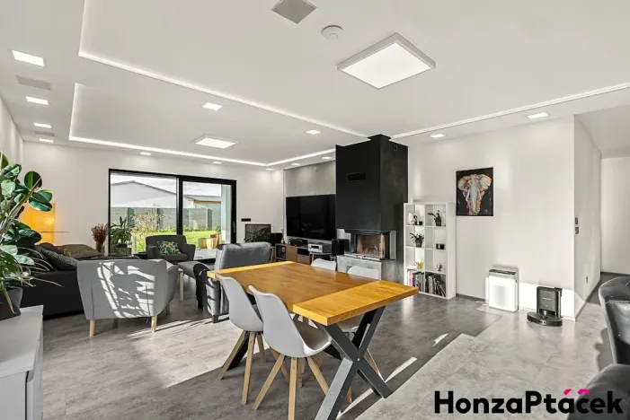 Prodej rodinného domu, Tuhaň, 147 m2