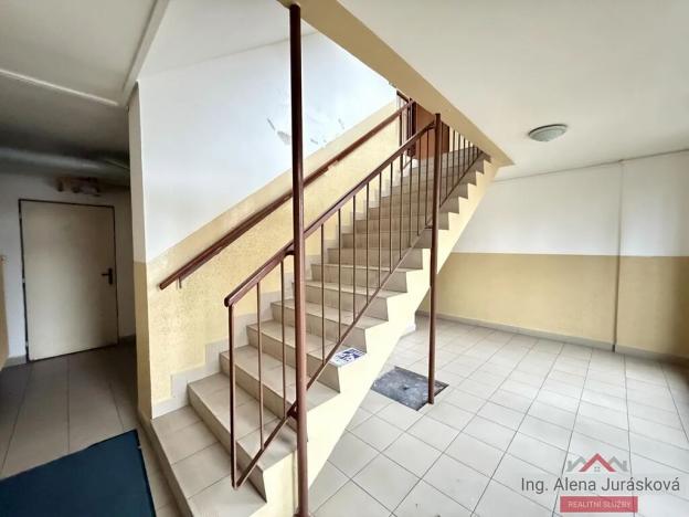 Prodej bytu 2+kk, Praha - Hostivař, Záveská, 36 m2