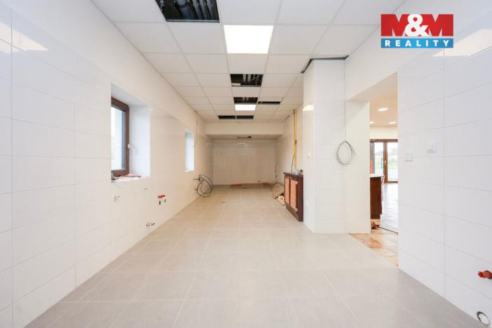 Prodej obchodního prostoru, Zvole, 1860 m2