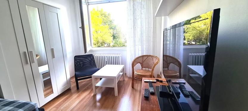 Pronájem bytu 1+kk, Praha - Liboc, Navigátorů, 20 m2