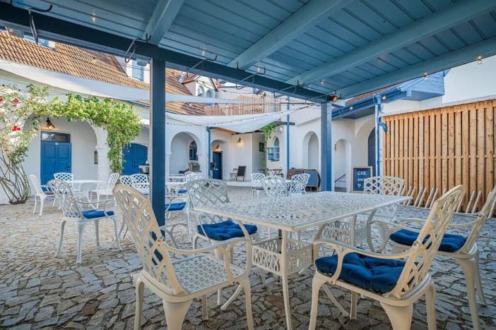 Pronájem restaurace, Dolní Dunajovice, Rudé armády, 500 m2