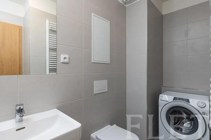 Pronájem bytu 2+kk, Praha - Prosek, Čakovická, 55 m2