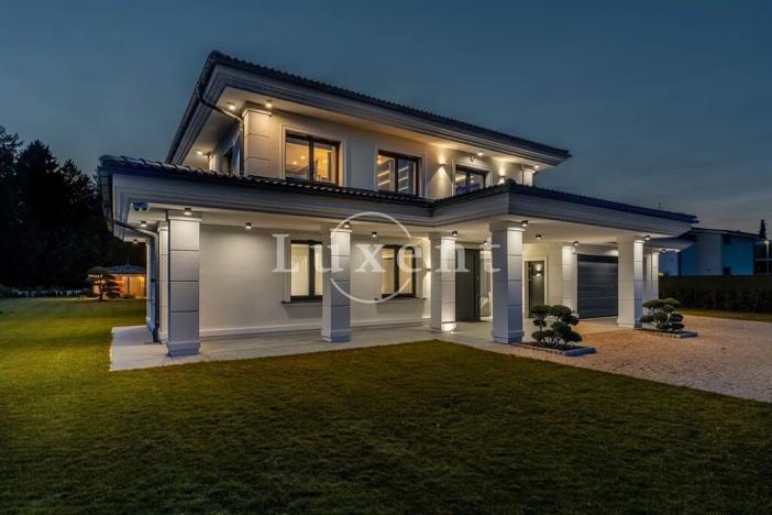 Prodej rodinného domu, Průhonice, Růžová, 590 m2