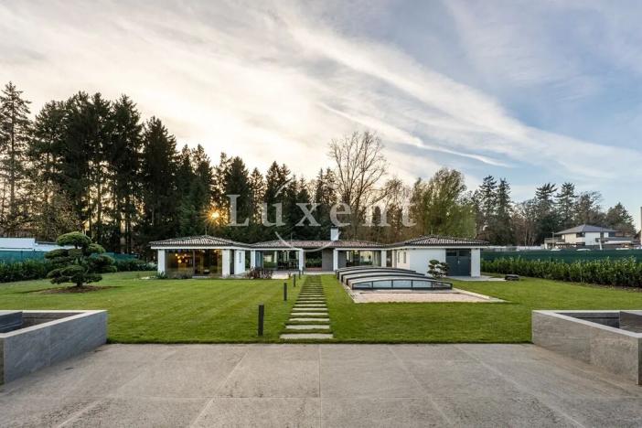 Prodej rodinného domu, Průhonice, Růžová, 590 m2