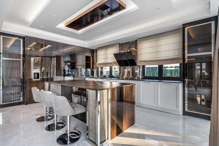 Prodej rodinného domu, Průhonice, Růžová, 590 m2