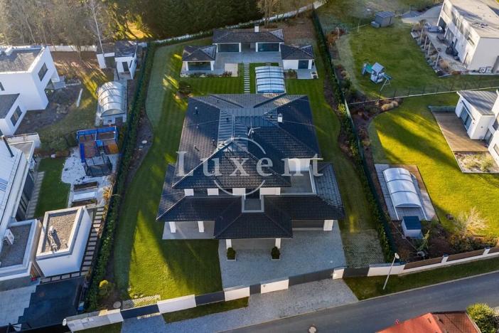 Prodej rodinného domu, Průhonice, Růžová, 590 m2