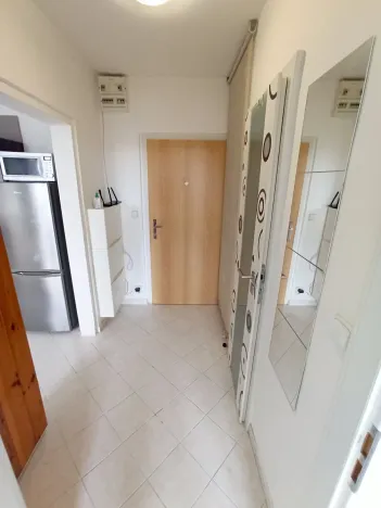 Pronájem bytu 2+kk, Praha - Krč, Štúrova, 44 m2