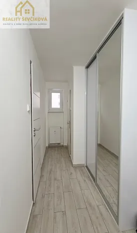 Pronájem bytu 2+1, Pardubice, Jiránkova, 63 m2