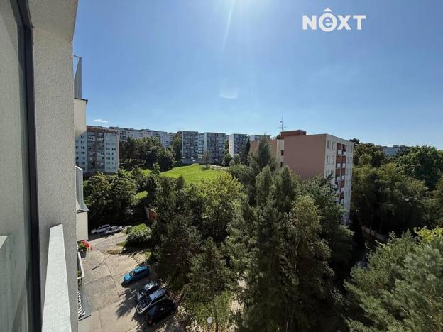 Pronájem bytu 1+kk, Zlín, Křiby, 33 m2