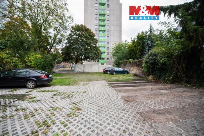 Pronájem garážového stání, Pardubice - Zelené Předměstí, Hronovická, 400 m2