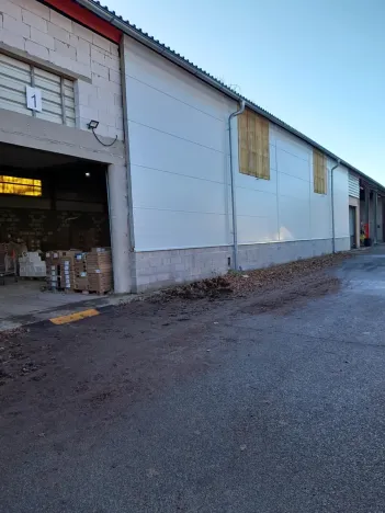 Pronájem skladu, Baška, 555 m2