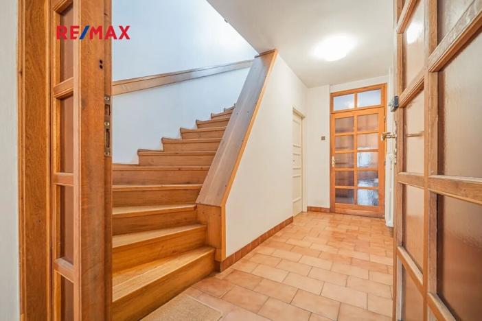 Prodej rodinného domu, Praha - Modřany, K dolům, 390 m2