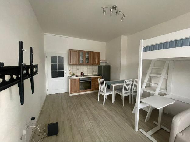 Pronájem bytu 1+kk, Praha - Žižkov, Jana Želivského, 27 m2