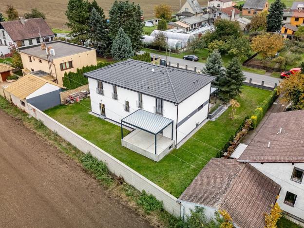 Prodej rodinného domu, Sluhy, 232 m2