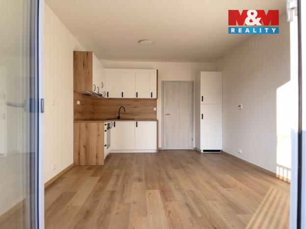 Pronájem bytu 1+kk, Zlín, Nad Stráněmi, 33 m2