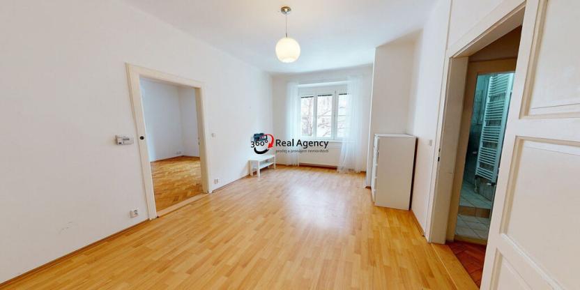 Pronájem bytu 2+1, Praha - Vršovice, Tolstého, 56 m2