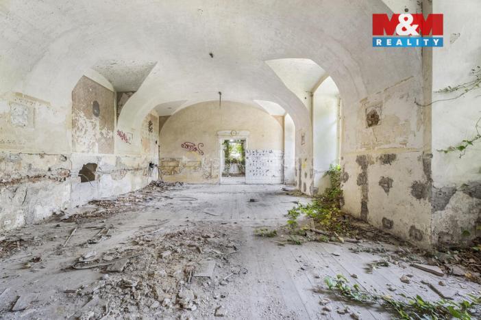 Prodej historického objektu, Zvoleněves, 5000 m2