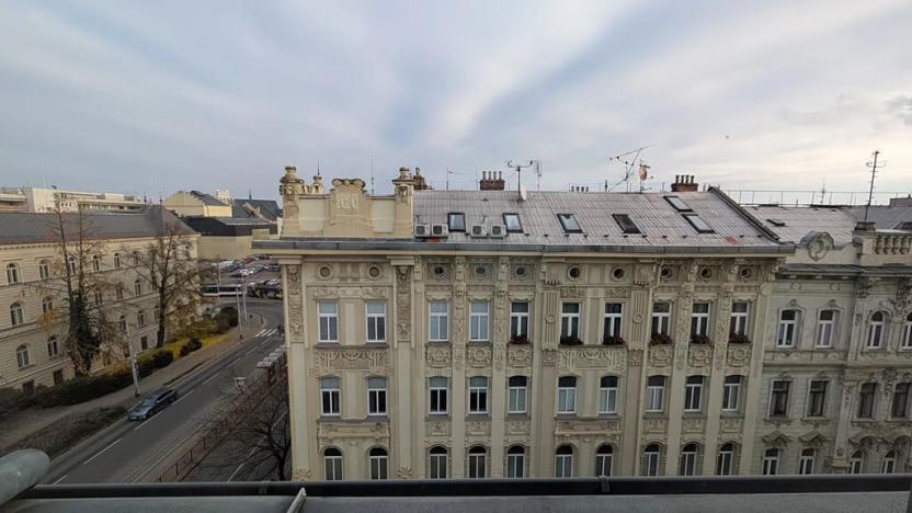 Pronájem kanceláře, Olomouc, Javoříčská, 80 m2