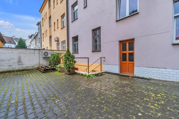 Pronájem bytu 1+kk, Hradec Králové, S. K. Neumanna, 26 m2