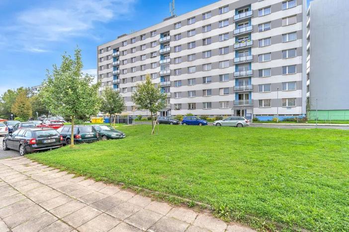 Pronájem bytu 1+1, Trutnov, Fialková, 34 m2